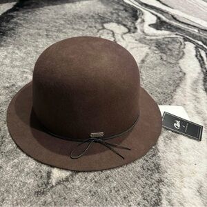 Chuck 100% Wool Hat New with Tag